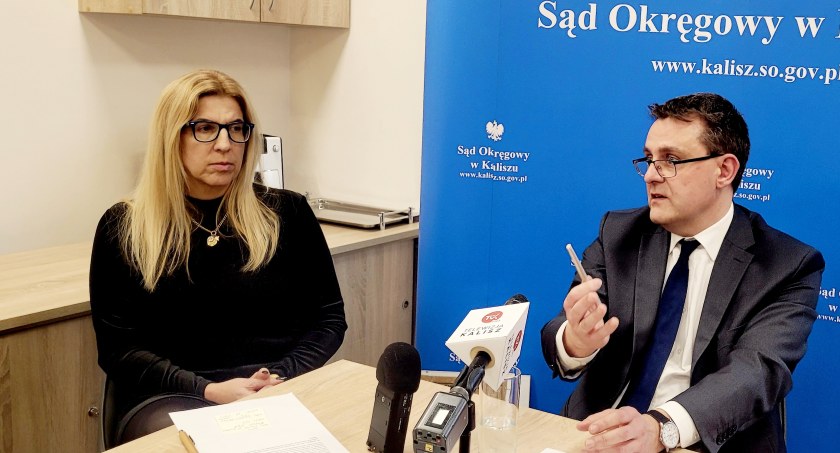 Sąd Okręgowy w Kaliszu. Dyrektor Aneta Tomaszewska oraz prezes, sędzia Patryk Andrzej Pietrzak