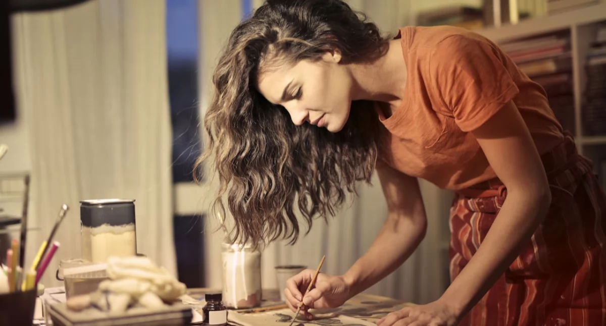 Tekst sponsorowany, Kreatywne hobby związane umiejętnością rysowania propozycji - zdjęcie, fotografia