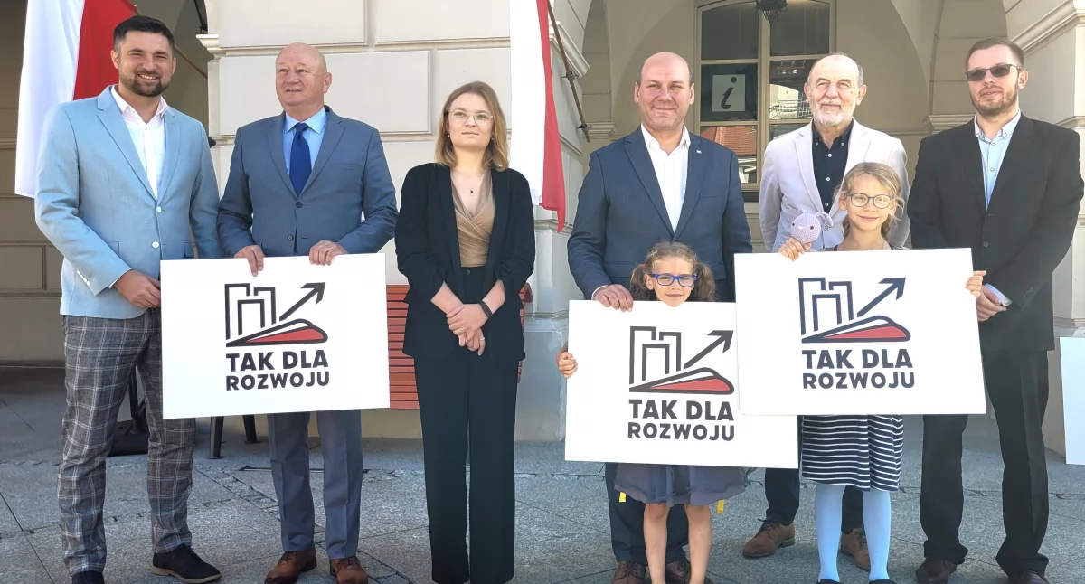Transport, Koliber lokalni politycy mówią „Tak CPK” zbieraja podpisy - zdjęcie, fotografia