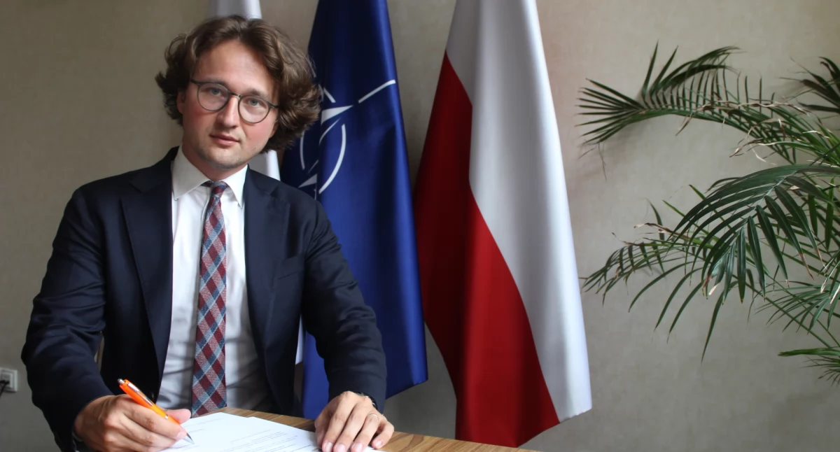 Polityka, Rektor Wirtualna Polska publikuje nieprawdziwe informacje - zdjęcie, fotografia