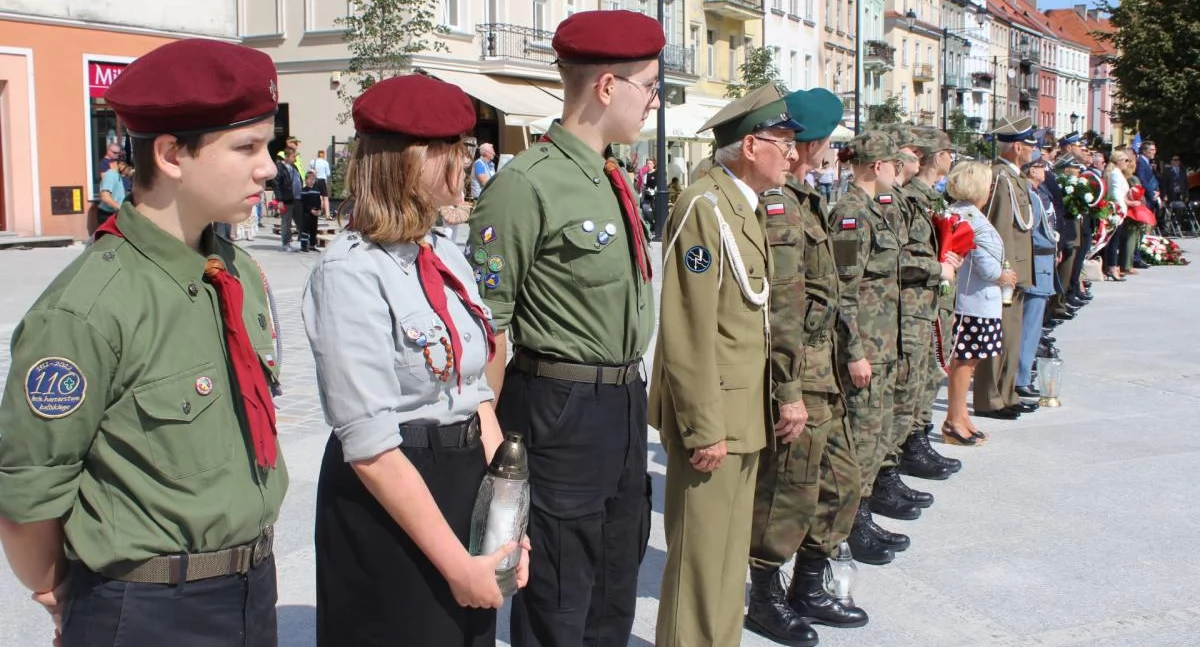 Święta i uroczystości , Obchody rocznicy wybuchu wojny światowej Kaliszu zaproszenie uroczystości - zdjęcie, fotografia