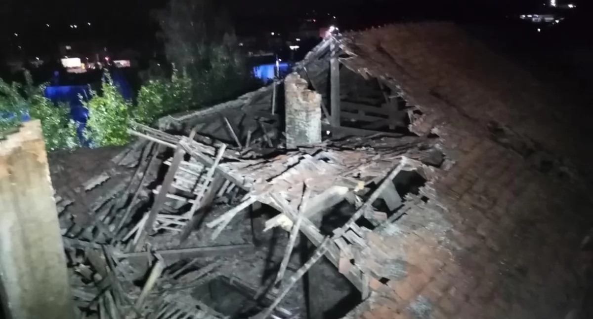 Pożary - interwencje Straży Pożarnej, Katastrofa budowlana Kaliszu - zdjęcie, fotografia