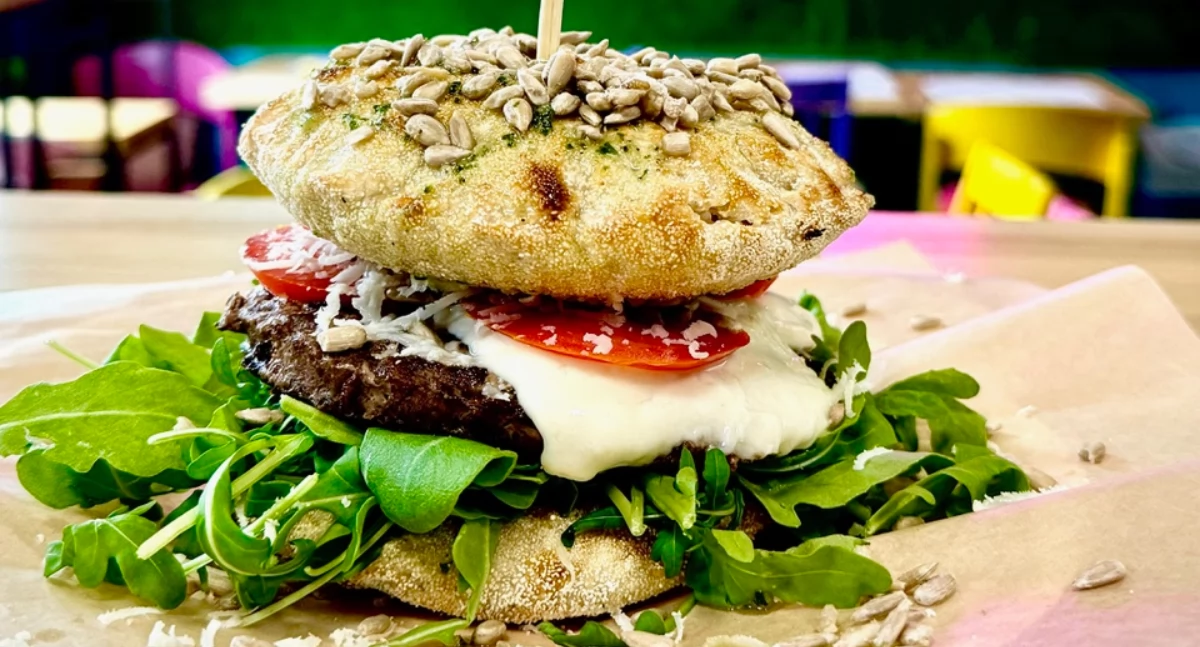 Atrakcje i Ciekawostki, Burger Festiwal Kaliszu kulinarnego szaleństwa miłośników burgerów! - zdjęcie, fotografia