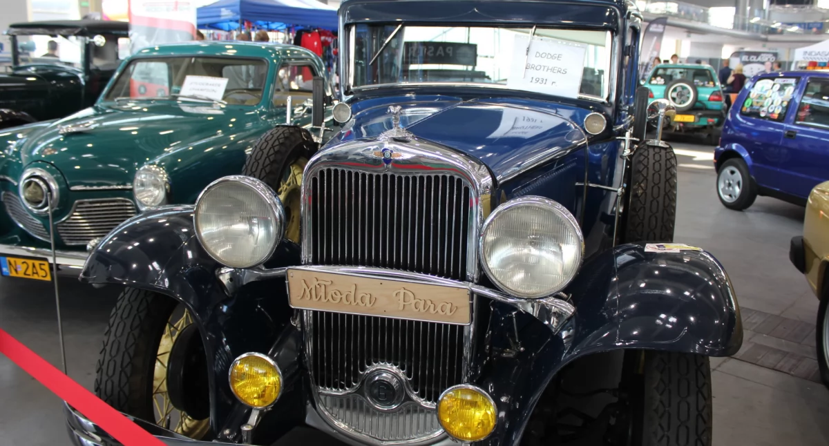 Motoryzacja, Retro Motor Uczta miłośników motoryzacji! Fotorelacja - zdjęcie, fotografia