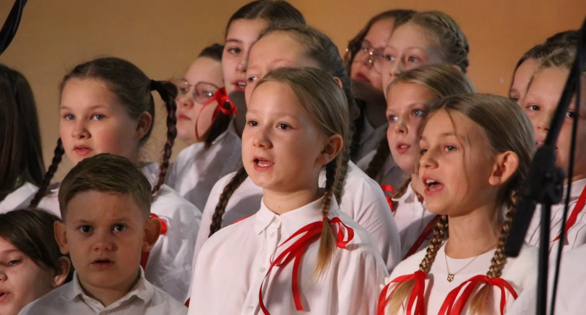 Region, Obchody rocznicy odzyskania przez Polskę niepodległości gminie Blizanów - zdjęcie, fotografia