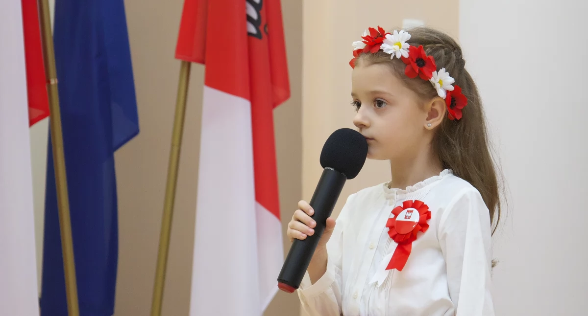 Atrakcje i Ciekawostki, Eliminacje Przeglądu Piosenki Poezji Patriotycznej Przedszkolaków - zdjęcie, fotografia