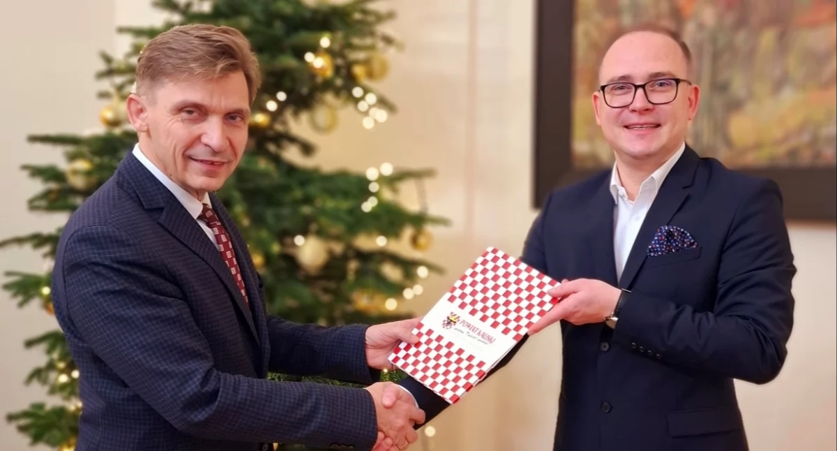 Starostwo, Powiat Kaliski nowego Sekretarza - zdjęcie, fotografia