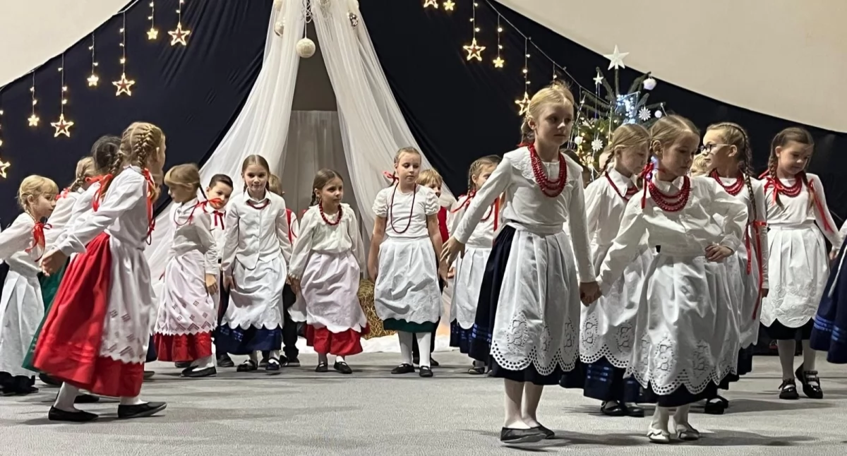 Szkoły i edukacja, Jasełka tradycja Kaliszu - zdjęcie, fotografia