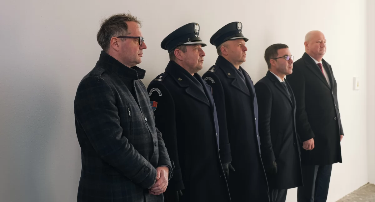 Święta i uroczystości , Akademicy Kalisza uczcili Powstańców Wielkopolskich - zdjęcie, fotografia