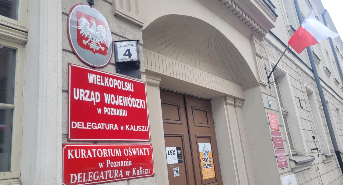 Administracja , Paszport załatwisz nawet sobotę - zdjęcie, fotografia
