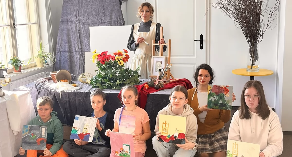 Szkoły i edukacja, Lekcja Oldze Boznańskiej kaliskim Muzeum - zdjęcie, fotografia