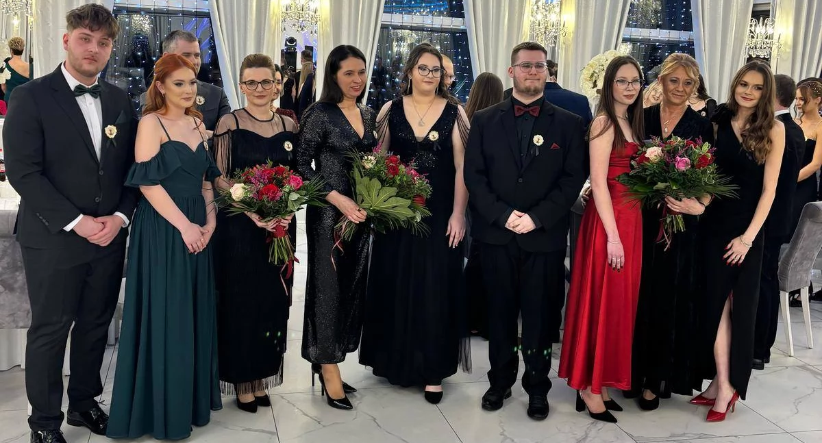 Szkoły i edukacja, Studniówka Zespołu Szkół Gastronomiczno Hotelarskich - zdjęcie, fotografia