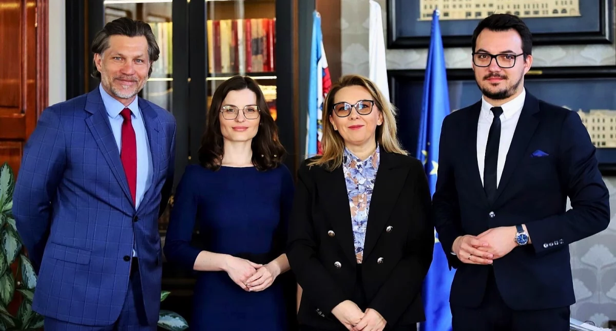 Administracja , Wojewoda Kaliszu - zdjęcie, fotografia