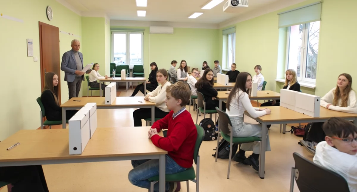 Szkoły i edukacja, Mistrzowie ortografii szkół podstawowych - zdjęcie, fotografia