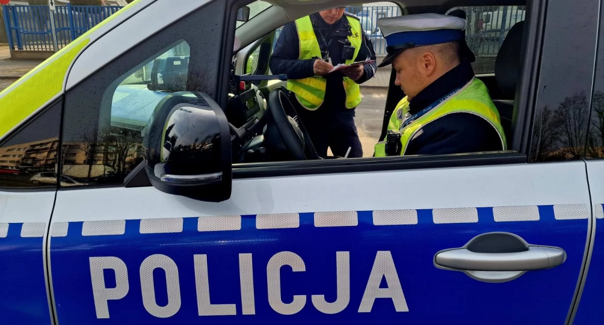 Policja - komunikaty , Jechał prawa jazdy niesprawnym autem Kaliszanin słono zapłaci - zdjęcie, fotografia