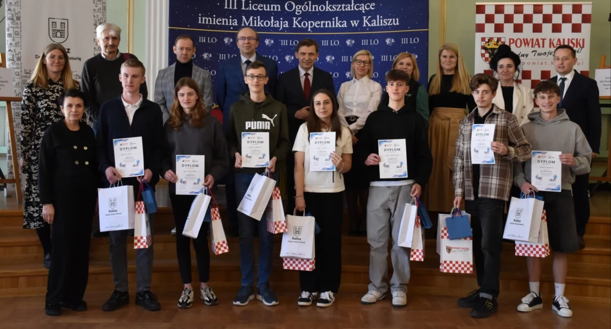 Szkoły i edukacja, Olimpiada Wiedzy Konsumenckiej eliminacje powiatowe - zdjęcie, fotografia