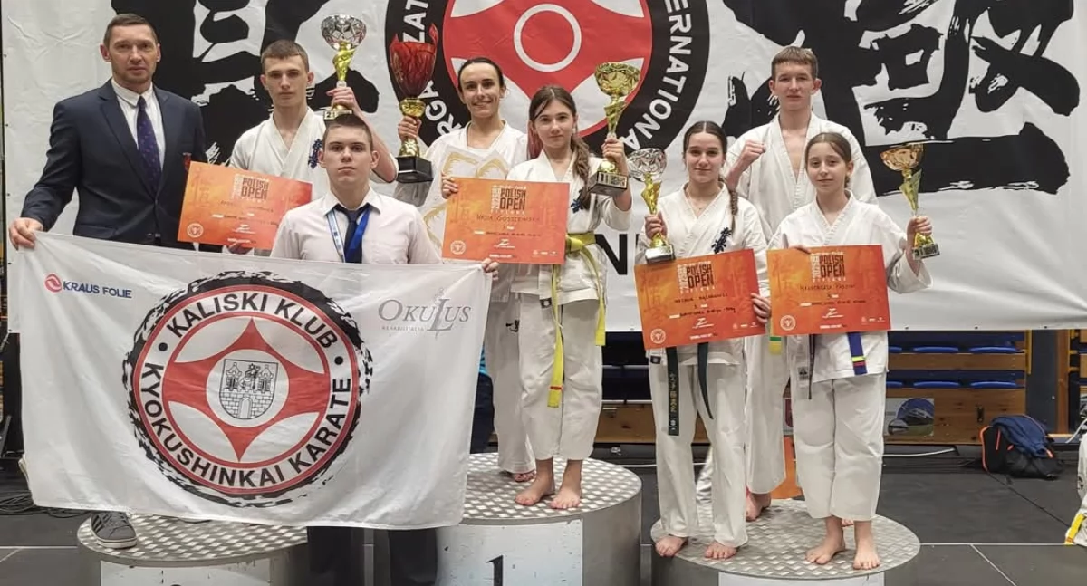 Sporty Walki, Karatecy znów medal - zdjęcie, fotografia
