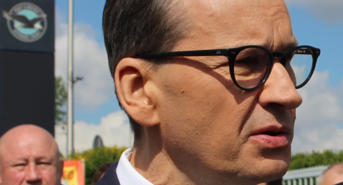 Polityka, Były premier skomentował sprawę mieszkania Karola Nawrockiego - zdjęcie, fotografia