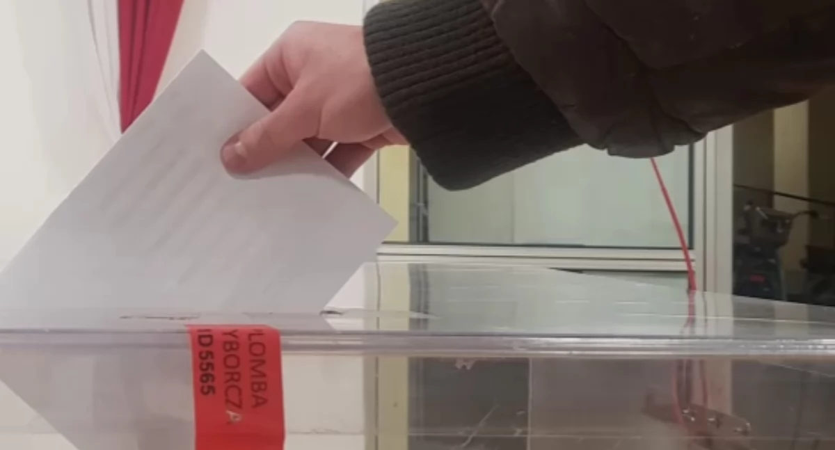 Polityka, Zaskakujące wyniki głosowania gminach powiatu kaliskiego - zdjęcie, fotografia