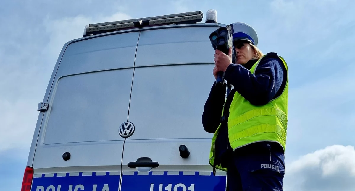 Policja - komunikaty , Minęli patrol wcisnęli była dobra decyzja - zdjęcie, fotografia
