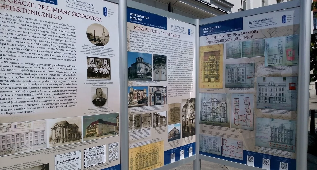 Wernisaże, Wystawa architekturze wiecznego miasta Głównym Rynku - zdjęcie, fotografia
