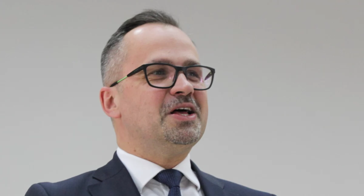 Polityka, Polsce potrzebne - zdjęcie, fotografia