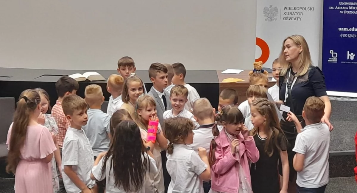 Szkoły i edukacja, miejsce Wielkopolsce uczniów kaliskiej szkoły - zdjęcie, fotografia