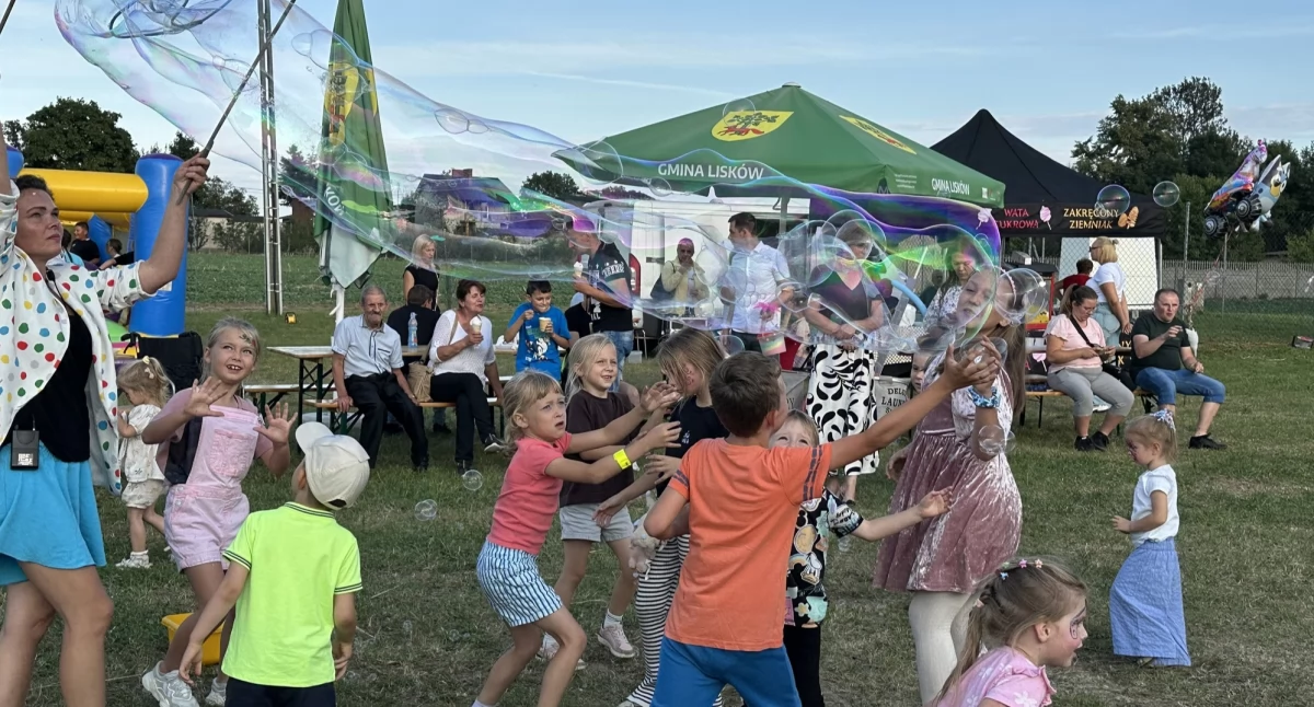 Region, Skończyły wakacje Liskowie pożegnano wesoło - zdjęcie, fotografia