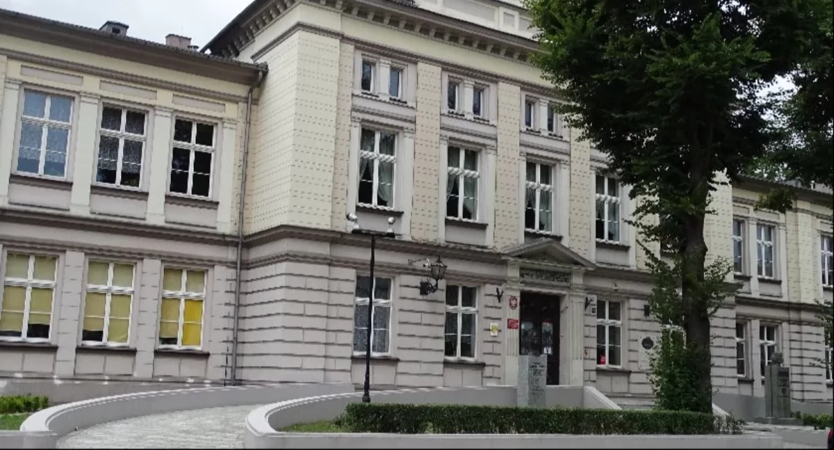 Szkoły i edukacja, Kaliscy uczniowie masowo wypisali edukacji zdrowotnej oficjalne - zdjęcie, fotografia