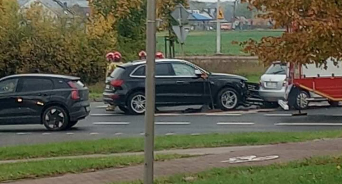 Wypadki drogowe, ustąpiła pierwszeństwa przejazdu - zdjęcie, fotografia