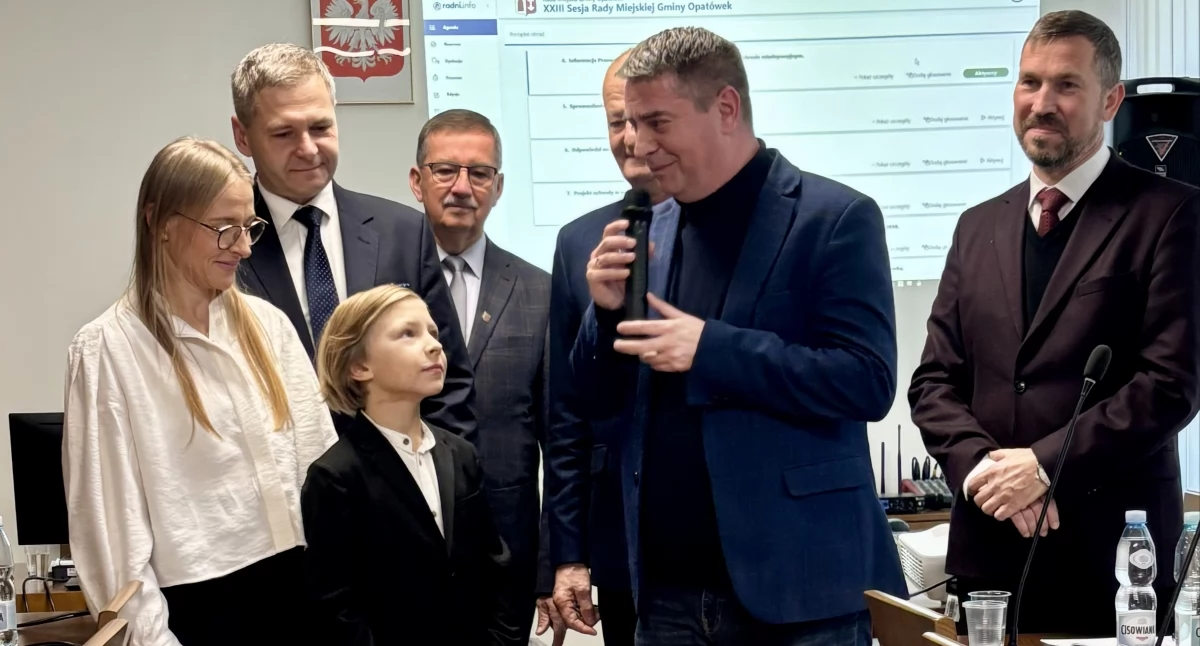 Region, Nagrodzono młodych ambasadorów gminy miasta Opatówek - zdjęcie, fotografia