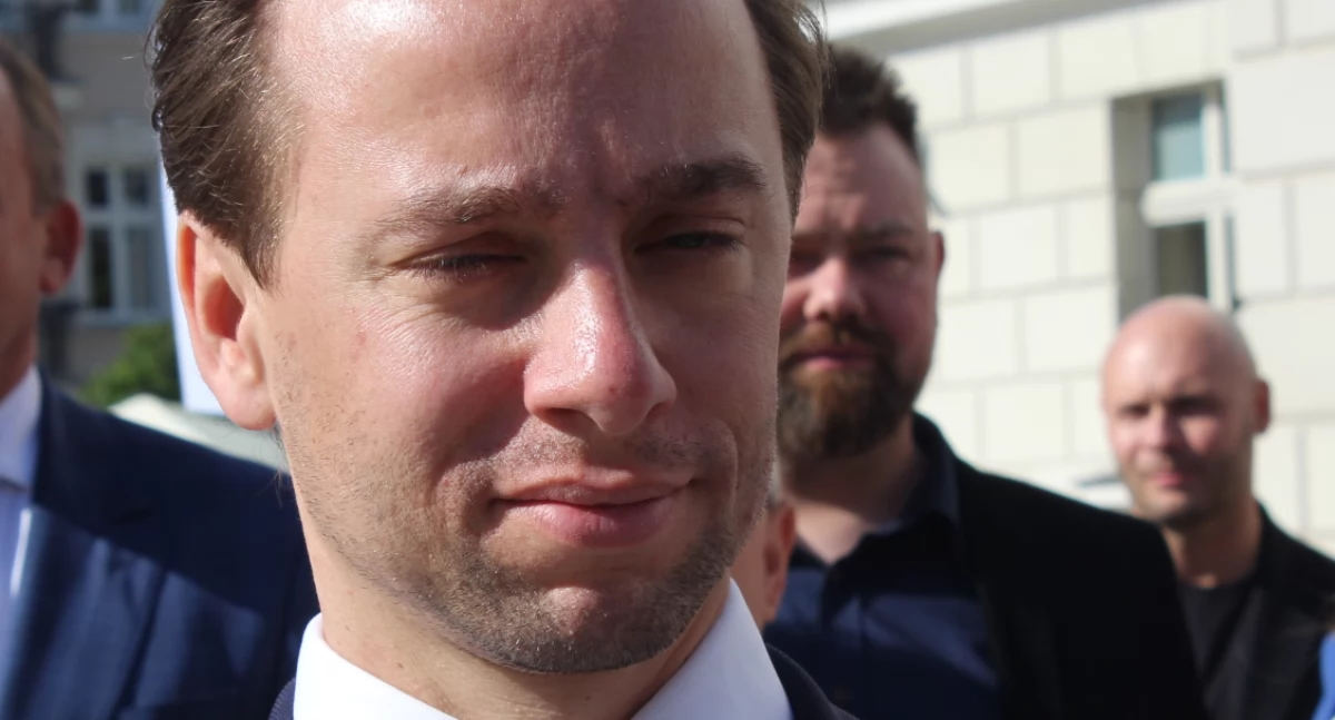 Polityka, zmusić Polskę uznania „małżeństw” jednopłciowych - zdjęcie, fotografia