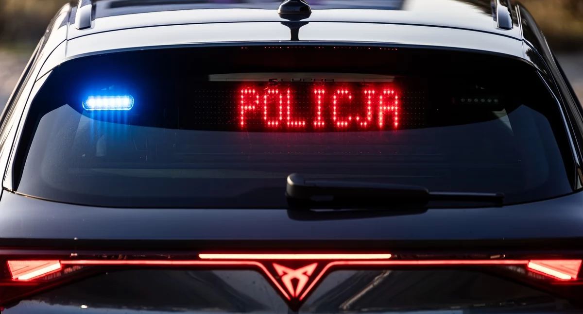 Policja - komunikaty , Kaliska policja pościgowy - zdjęcie, fotografia