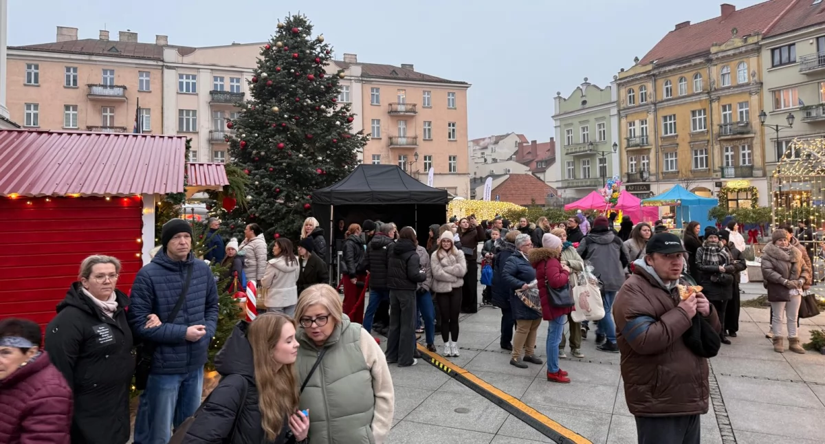NGO, Podsumowanie Wigilii kaliskim rynku - zdjęcie, fotografia