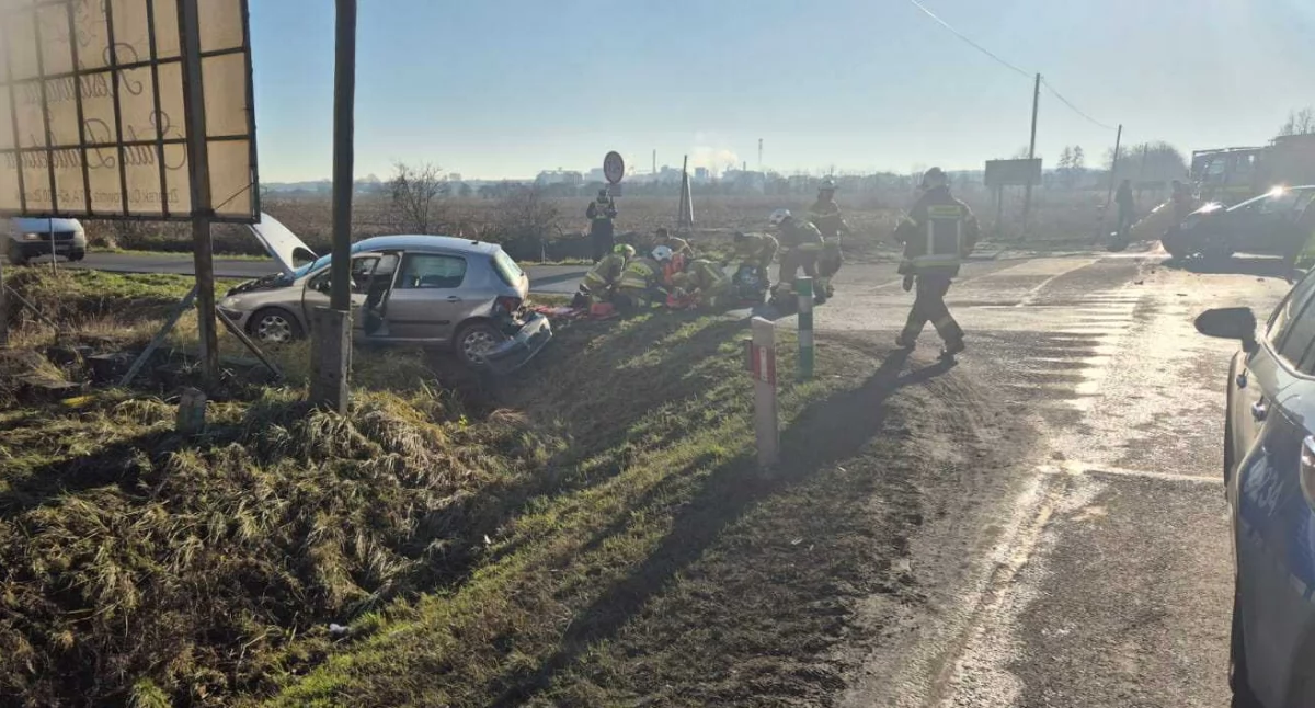 Wypadki drogowe, Kolejny wypadek Potrącony policjant! - zdjęcie, fotografia