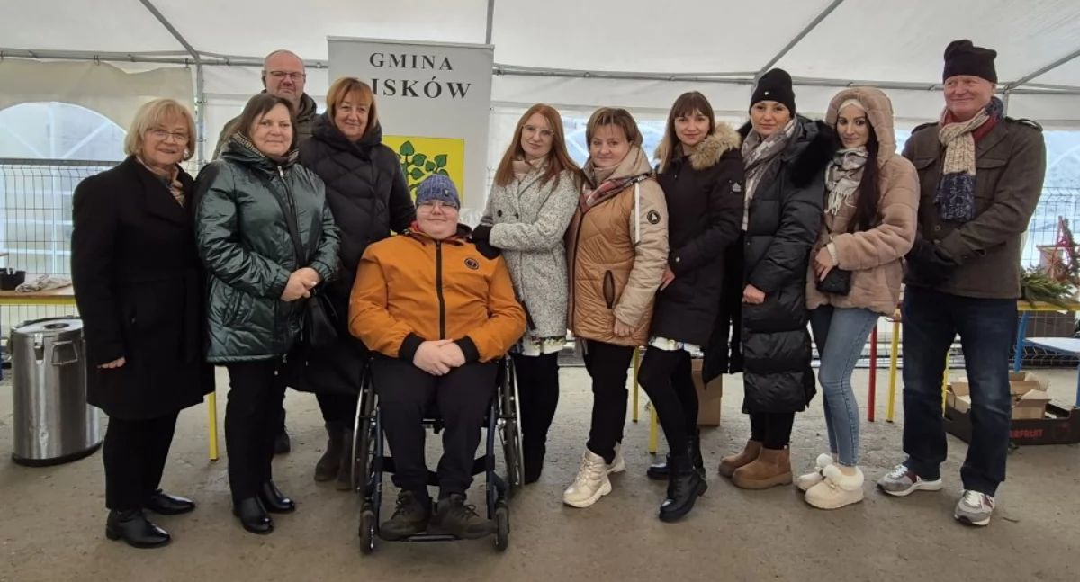 Region, Dobro które jednoczy Świąteczny Jarmark Charytatywny „Pomóżmy Jakubowi” Liskowie - zdjęcie, fotografia