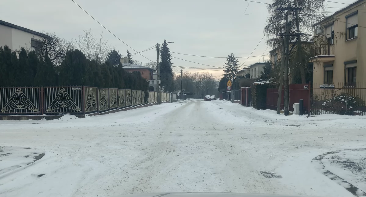 Motoryzacja, Kierowcy niektóre ulice Majkowie równorzędne - zdjęcie, fotografia