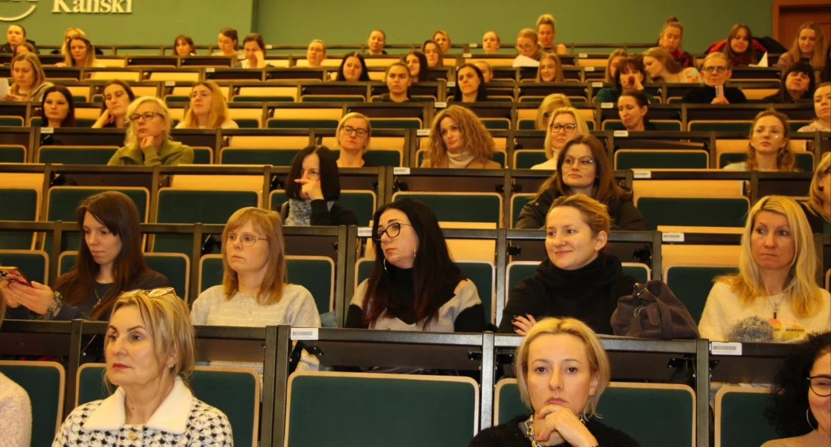 Szkoły i edukacja, Inauguracja programu „Bezpieczna Kobieta” - zdjęcie, fotografia