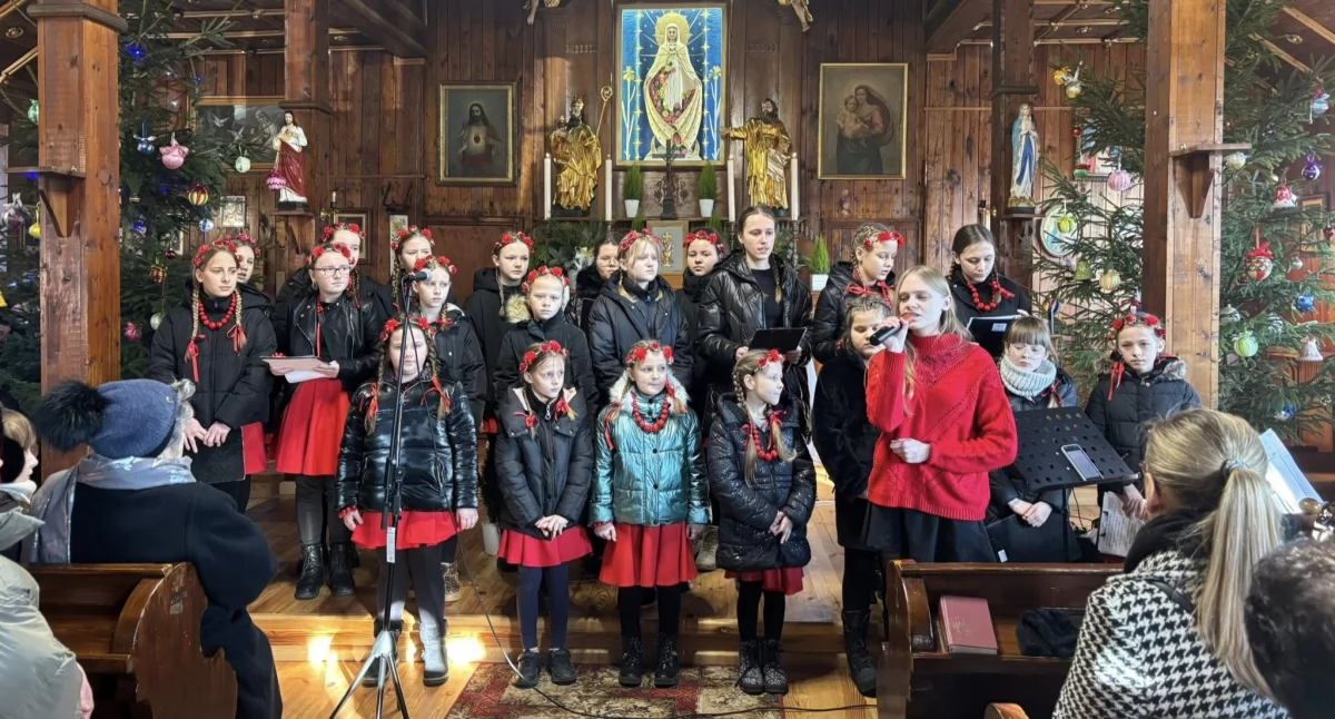 Region, Koncert kolęd Krzyżówkach - zdjęcie, fotografia