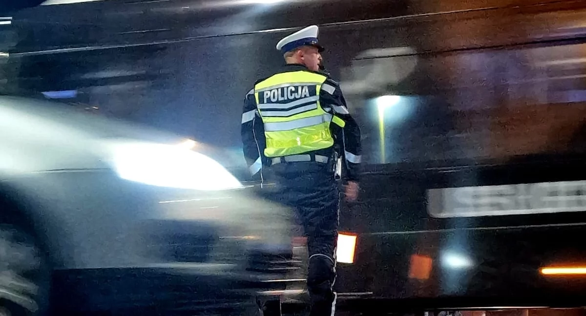 Wypadki drogowe, Nietrzeźwy pieszy potrącony Wrocławskiej - zdjęcie, fotografia