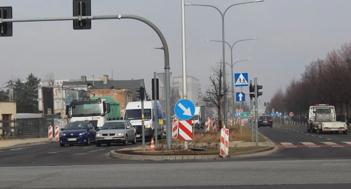 Drogownictwo, Podmiejska będzie wyłączona ruchu - zdjęcie, fotografia