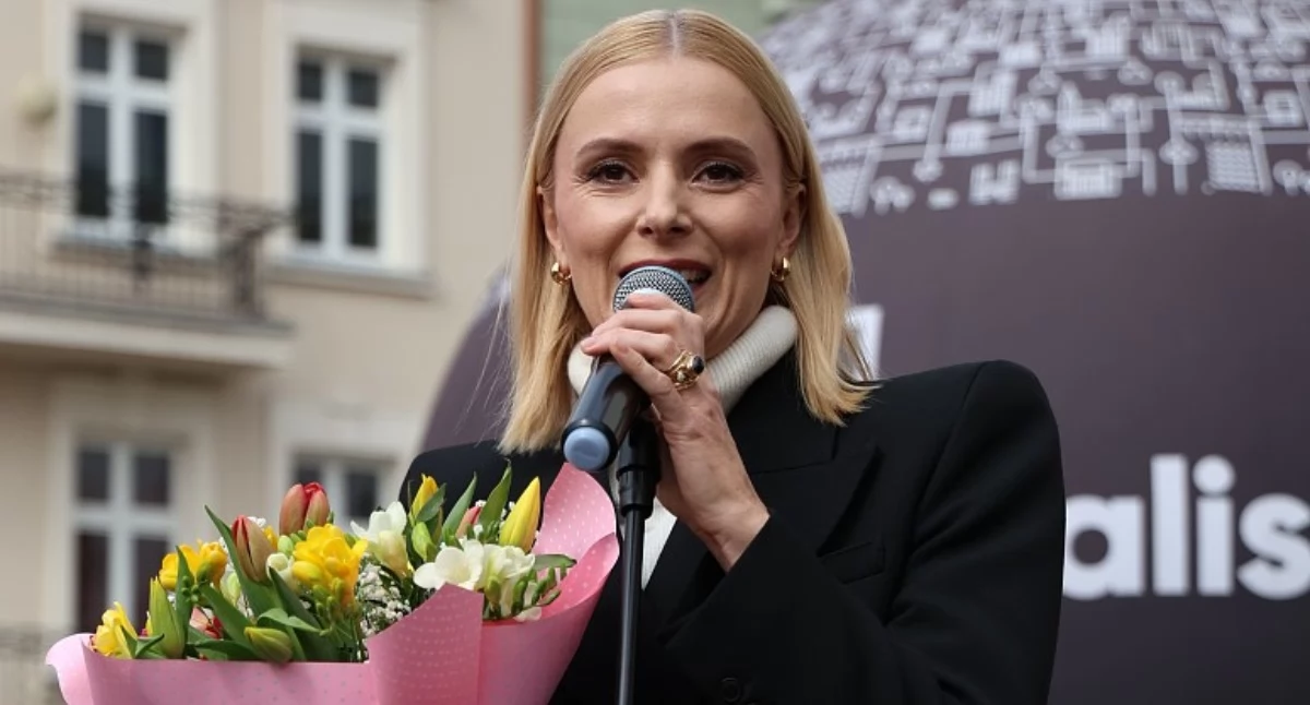 Ciekawostki, Kaliszanie tanecznym krokiem powitali wiosnę - zdjęcie, fotografia