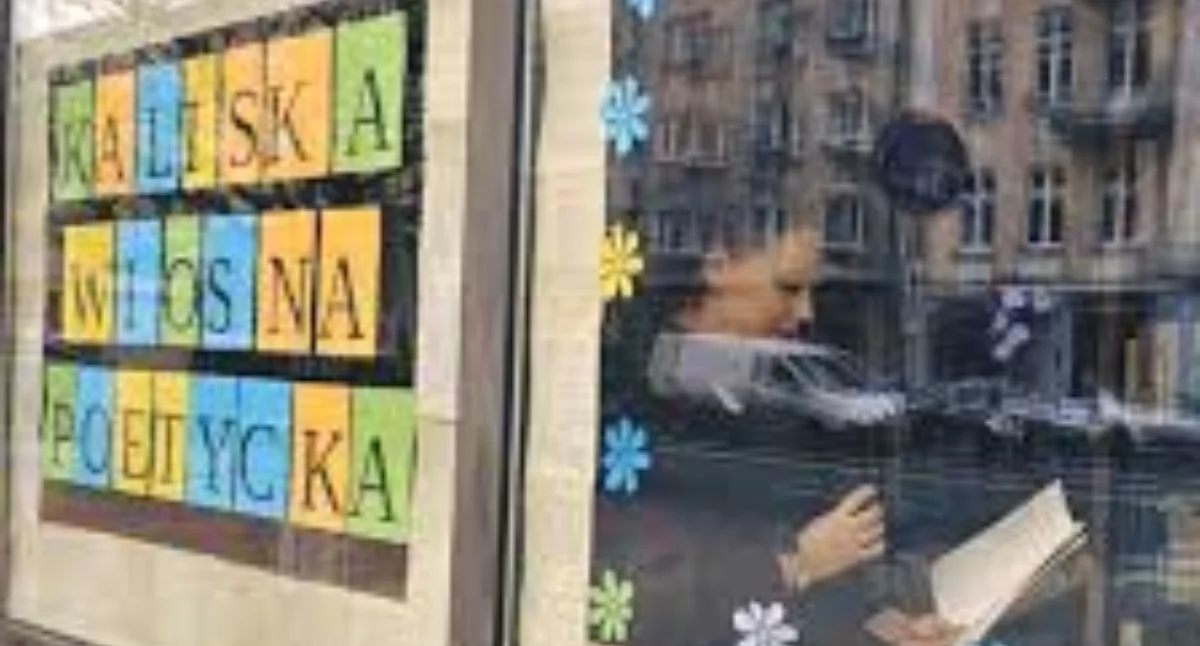 Znane osoby i celebryci , Biblioteka zaprasza spotkania ciekawymi ludźmi - zdjęcie, fotografia