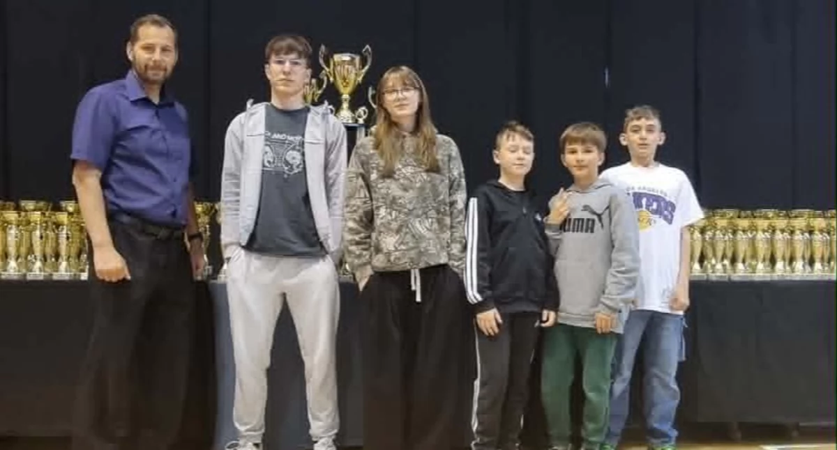 Sporty Walki, Zawodnicy David sukcesami Ogólnopolskim Turnieju Karate Kyokushin Nowej Rudzie - zdjęcie, fotografia