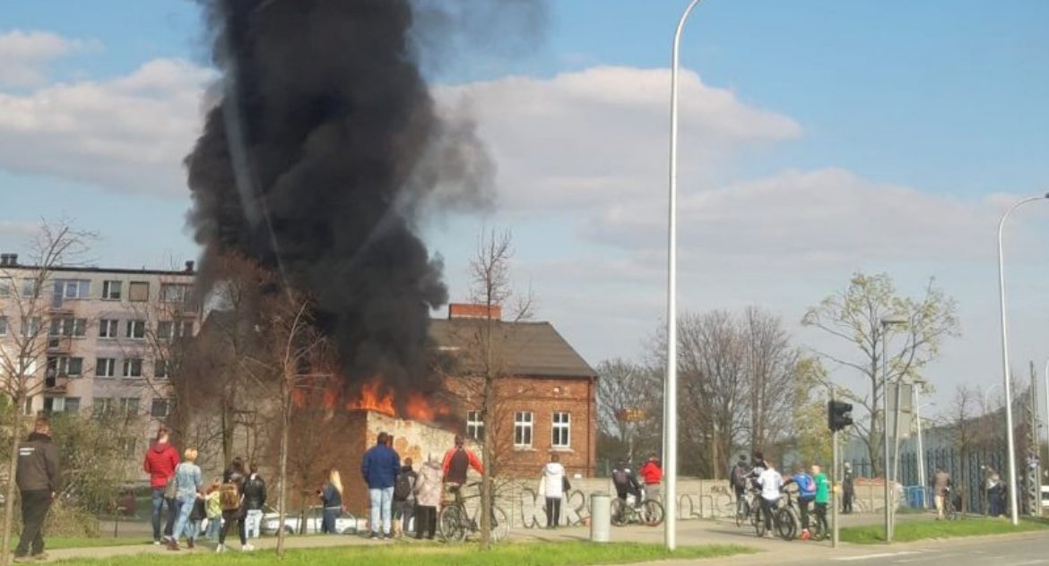 Kronika Kryminalna, Pożar Dworcowej - zdjęcie, fotografia