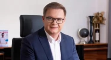 Mecenas radzi