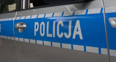 Czujni policjanci rozpoznali za kierownicą auta poszukiwanego 65-latka 