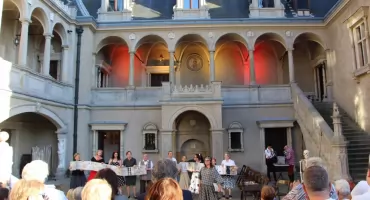 „Gołuchowskie Rendez – Vous” – kolejny spektakl teatralny na dziedzińcu gołuchowskiego Zamku