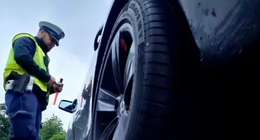 Bez prawka wsiadł za kierownicę. Będzie miał spore kłopoty