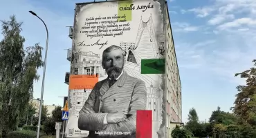 Kalisz muralami stoi